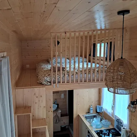 Tiny Melisse Holiday home *